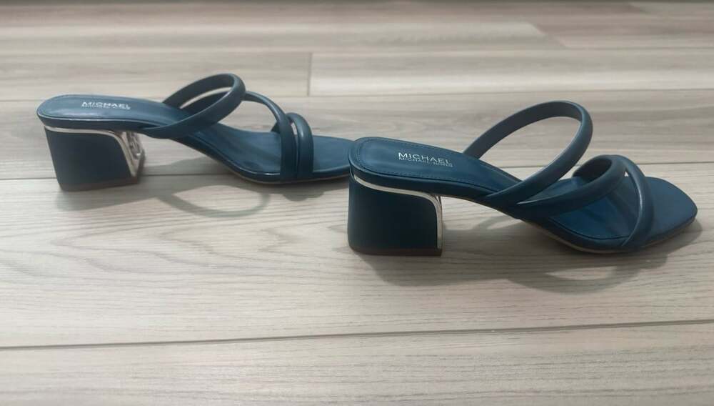Michael Kors Teal Blue Leather Strappy Block Heel Slide Size 7M Silver MK Logo